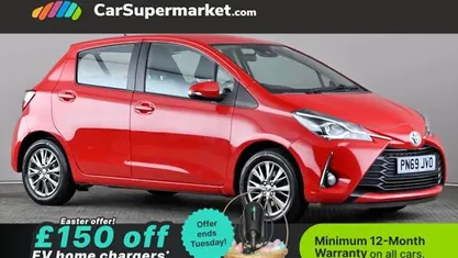 Used Toyota Yaris Hybrid 101 HP (74 kW) 2019 Red Hatchback