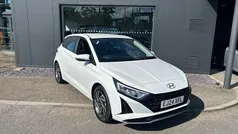 White Used 2024 Hyundai i20 Advanced Hatchback | £16,440 (Fair price)