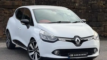Used Renault Clio IV Dynamique 90 HP (66 kW) 2015 Hatchback