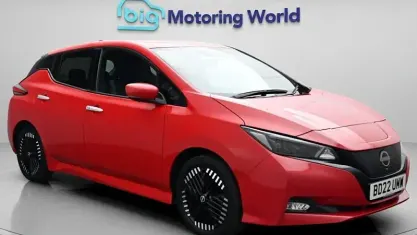 Used Nissan Leaf Tekna 110 kW (150 HP) 2022 Red Hatchback