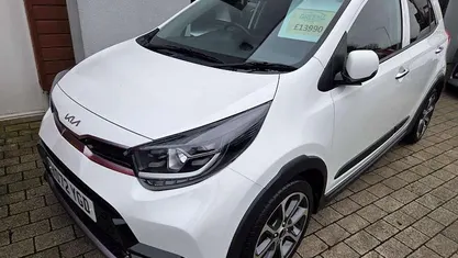 Used Kia Picanto X-Line 67 HP (49 kW) 2023 White Hatchback