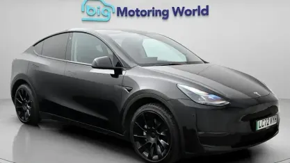 Used Tesla Model Y Long Range AWD 378 kW (514 HP) 2022 Black SUV