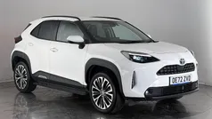 Used 2025 Toyota Yaris Hybrid Estate | £21,300 (Good price)