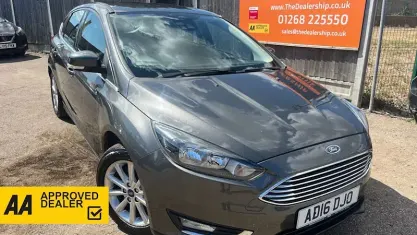 Used Ford Focus Titanium 101 HP (74 kW) 2016 Grey Hatchback