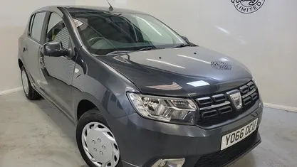 Used 2017 Dacia Sandero Lauréate Hatchback | £3,999 (Fair price)