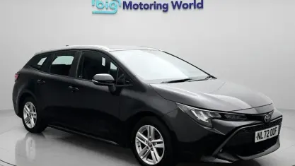 Used Toyota Corolla 122 HP (89 kW) 2022 Black Estate