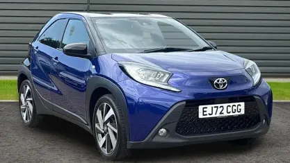 Used Toyota Aygo X 72 HP (52 kW) 2022 Blue SUV