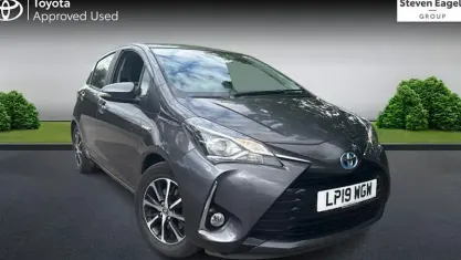 Używany Toyota Yaris Hybrid 101 KM (74 kW) 2019 Hatchback