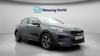 Used Kia XCeed 120 HP (88 kW) 2022 Grey SUV
