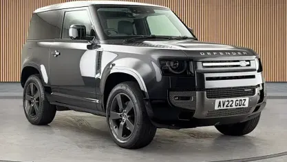 Used Land Rover Defender HSE Dynamic 250 HP (183 kW) 2022 Carpathian grey SUV