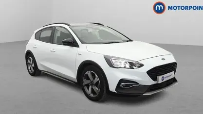 Begagnad Ford Focus Active 155 HK (114 kW) 2020 Vit Halvkombi
