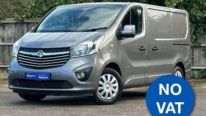 Grey Used 2016 Vauxhall Vivaro MPV | £8,975 (Fair price)