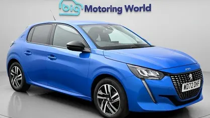 Used Peugeot 208 Allure+ 102 HP (75 kW) 2023 Blue Hatchback