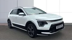 White Used 2022 Kia Niro 3 SUV | £20,332 (A bit pricey)