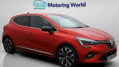 Red Used 2022 Renault Clio V Techno Hatchback | £13,900 (Fair price)