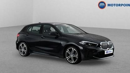 Używany BMW 118 M Sport 136 KM (100 kW) 2023 Czarny Hatchback