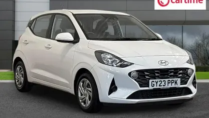 Used Hyundai i10 SE 67 HP (49 kW) 2022 White Hatchback