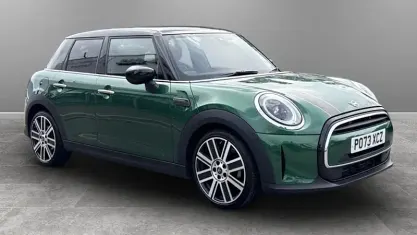 Used Mini Cooper Exclusive 136 HP (100 kW) 2023 Green Hatchback