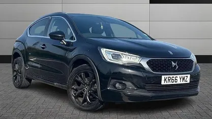 Used DS Automobiles DS4 120 HP (88 kW) 2017 Black Hatchback