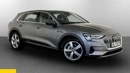 Used 2022 Audi e-tron Design SUV | £15,995 (Super price)