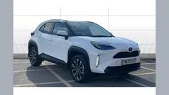 White Used 2023 Toyota Yaris Cross Design SUV | £19,998 (Good price)