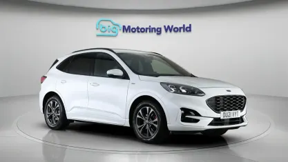 Gebraucht Ford Kuga ST-Line 120 PS (88 kW) 2021 Weiß SUV