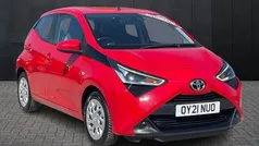 Used 2021 Toyota Aygo X-play Hatchback | £11,496 (Fair price)