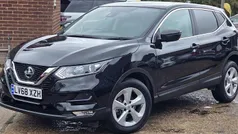 Black Used 2018 Nissan Qashqai Acenta Premium SUV | £14,999 (Good price)