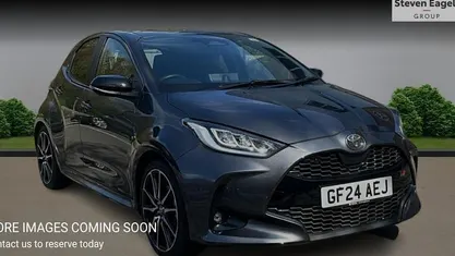 Second-hand Toyota Yaris Hybrid Sport 131 CP (96 kW) 2026 Hatchback