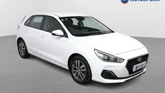 White Used 2019 Hyundai i30 SE Hatchback | £13,799 (Fair price)