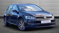 Black Used 2018 VW Golf VII SE Hatchback | £10,595 (Fair price)