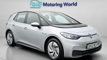 Usado VW ID.3 Pro 106 kW (145 HP) 2022 Prateado Citadino