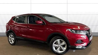 Used Nissan Qashqai Acenta Premium 160 HP (117 kW) 2020 Red SUV