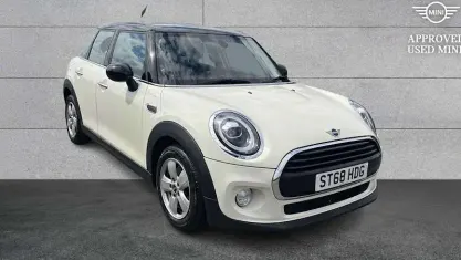Used Mini Cooper Hatch 136 HP (100 kW) 2018 White Hatchback