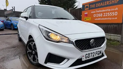 Used MG MG3 Exclusive 106 HP (77 kW) 2023 White Hatchback