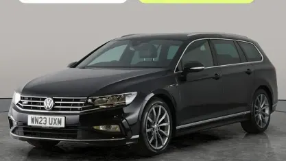 Used VW Passat R-line 150 HP (110 kW) 2023 Black Estate