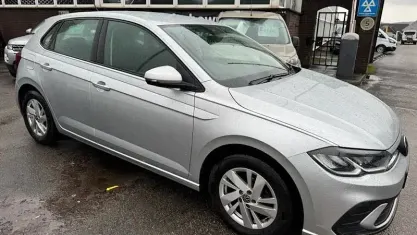 Used VW Polo Life 95 HP (69 kW) 2021 Silver Hatchback