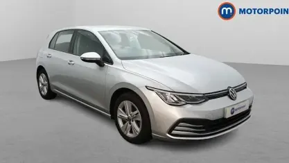Used VW Golf VIII Life 150 HP (110 kW) 2023 Silver Hatchback