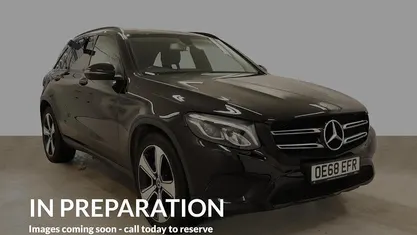 Used Mercedes GLC220 Urban 170 HP (125 kW) 2018 Black Estate