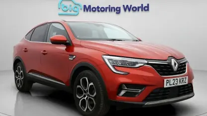 Used Renault Arkana Techno 145 HP (106 kW) 2023 Red SUV