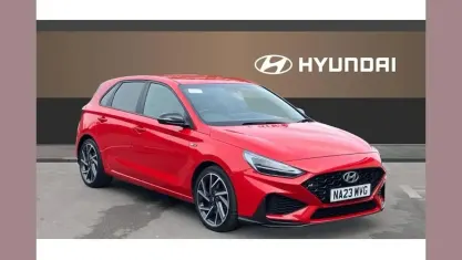 Used Hyundai i30 N Line 159 HP (116 kW) 2023 Red Hatchback