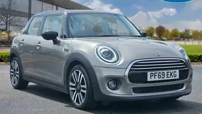 Used Mini Cooper Exclusive 136 HP (100 kW) 2019 Silver Hatchback