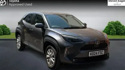 Used Toyota Yaris Cross 116 HP (85 kW) 2024 Grey SUV