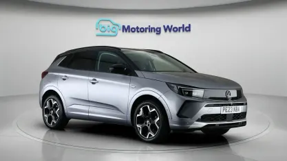 Used Vauxhall Grandland X Ultimate 131 HP (96 kW) 2023 Grey SUV
