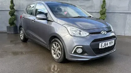 Used Hyundai i10 Premium 87 HP (63 kW) 2017 Hatchback