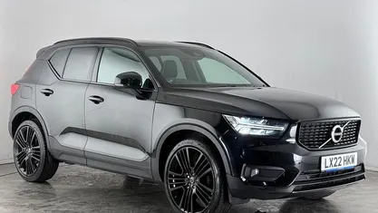 Used 2021 Volvo XC40 R-Design Pro SUV | £27,400 (Fair price)