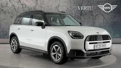 White New 2025 Mini Countryman Classic SUV | £30,200 (Super price)