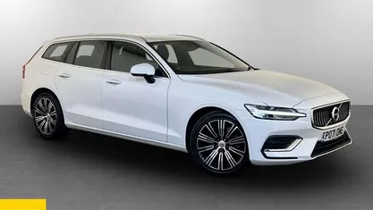 Used Volvo V60 Inscription 163 HP (119 kW) 2021 White Estate