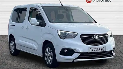 Used Vauxhall Combo S 131 HP (96 kW) 2021 White MPV