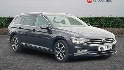 Used 2022 VW Passat SEL Estate | £18,942 (Fair price)
